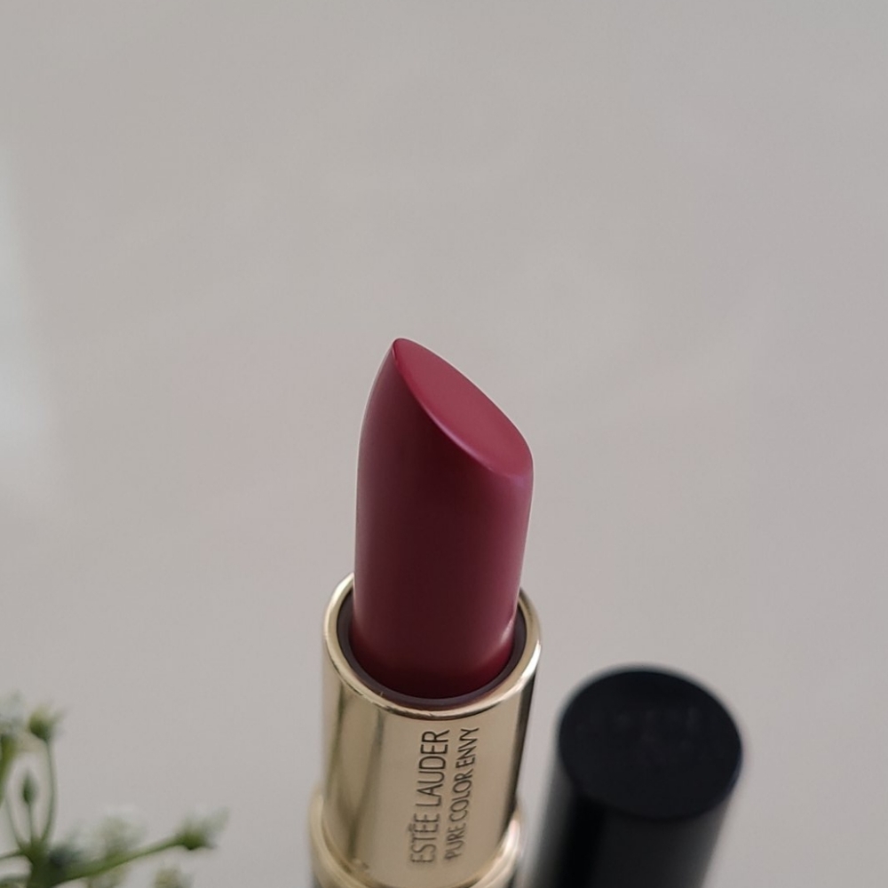 ⚠️SEE NEW LISTING⚠️Estee Lauder Lipstick - Picture 10 of 13